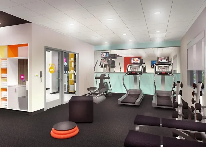 Pet Friendly hotel: Tru By Hilton Baton Rouge I-10 East, La