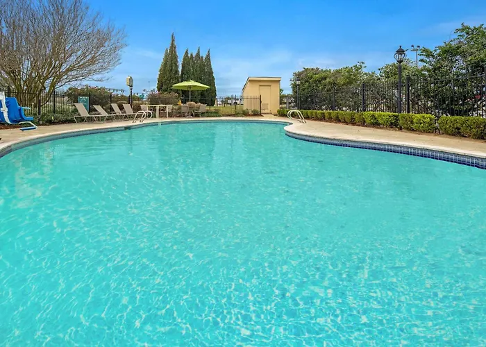 La Quinta By Wyndham Baton Rouge Siegen Lane